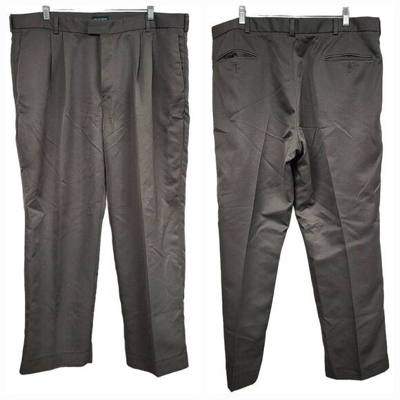 Dockers Premium Men's 40x30 Brown Pleated Pants Zipper Security Pockets Uniform - Picture 2 of 5